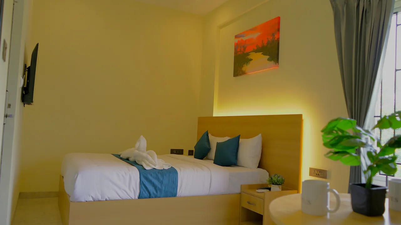Deluxe Queen Room - Photo 1