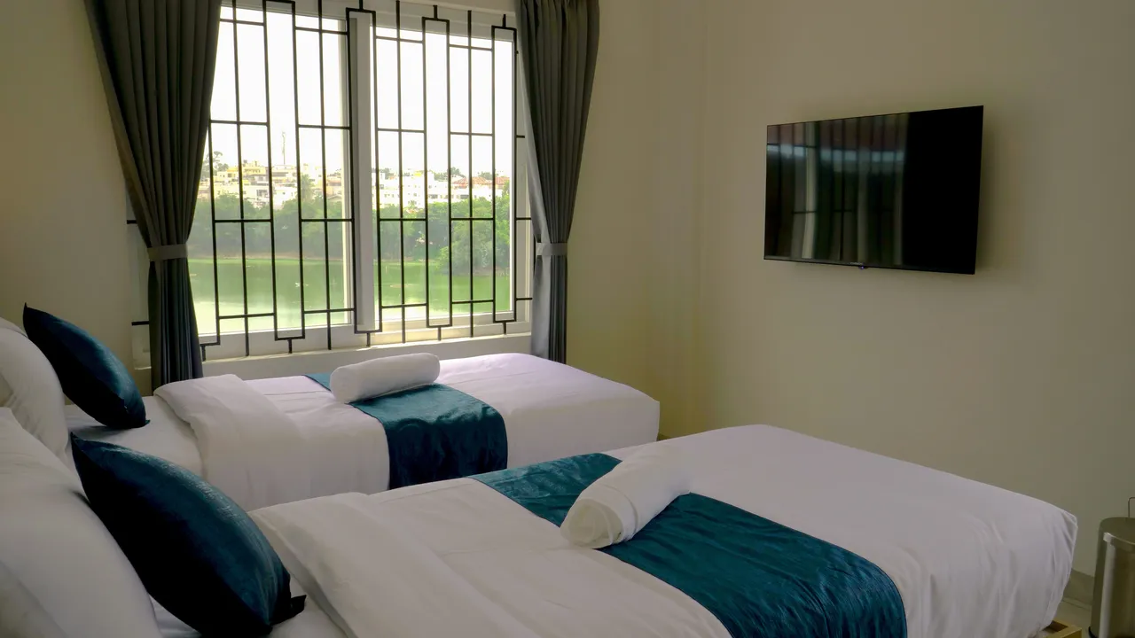 Premium Twin Lake View Room - Photo 1